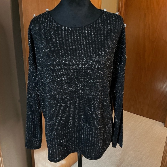 Cable & Gauge Sparkly Lightweight Sweater - Picture 7 of 9